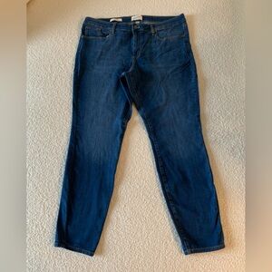 listing-status-banner